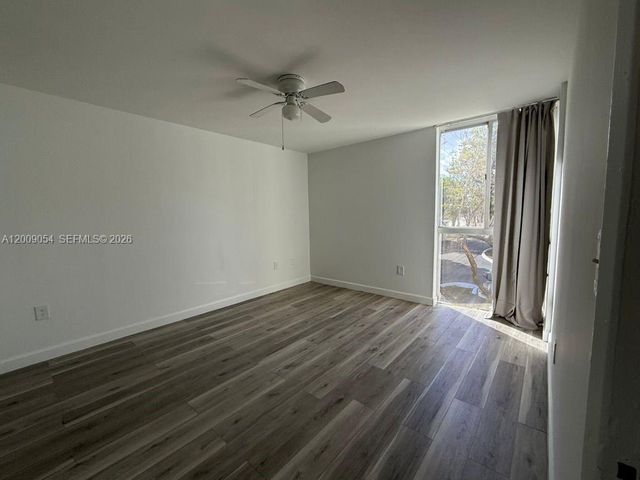 6955 NW 186th St F209, Hialeah, FL 33015