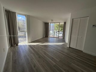 6955 NW 186th St F209, Hialeah, FL 33015