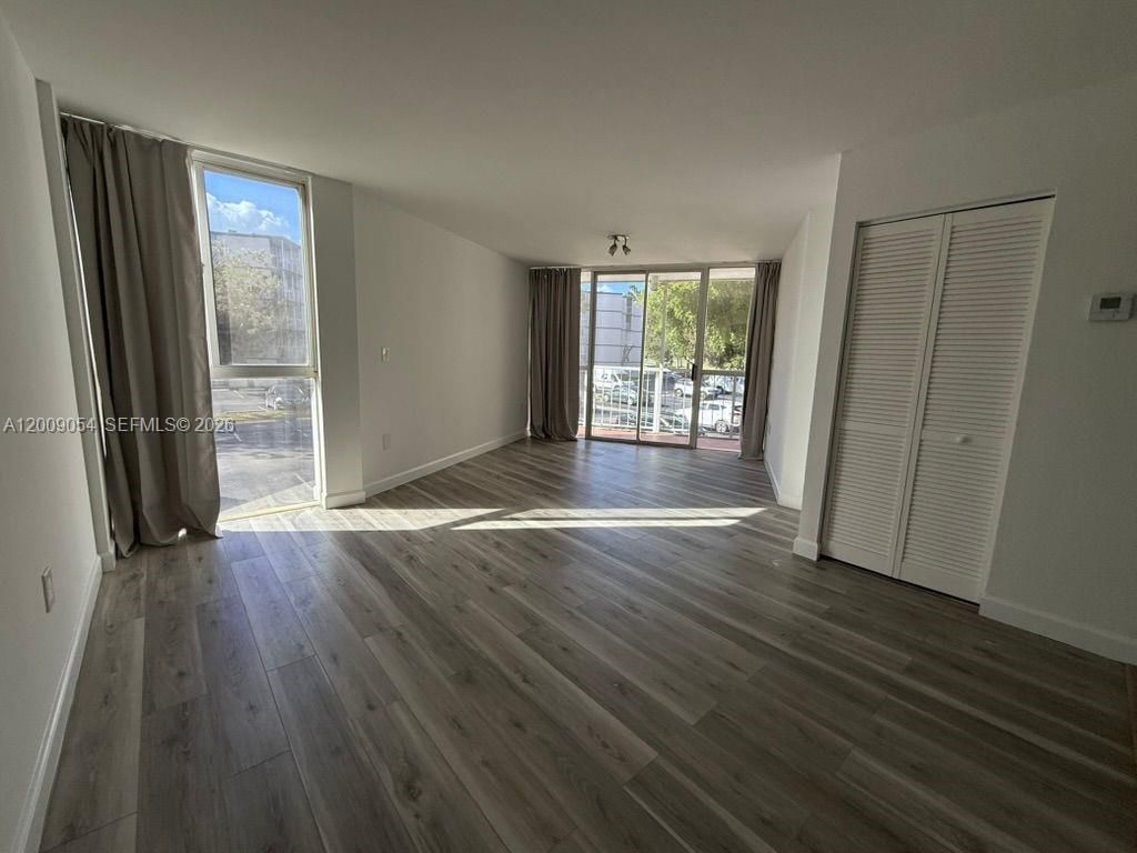 6955 NW 186th St F209, Hialeah, FL 33015