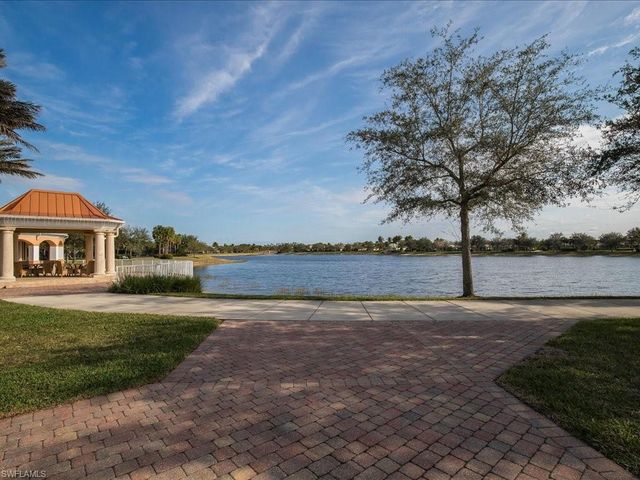 8706 Ferrara CT, Naples, FL 34114