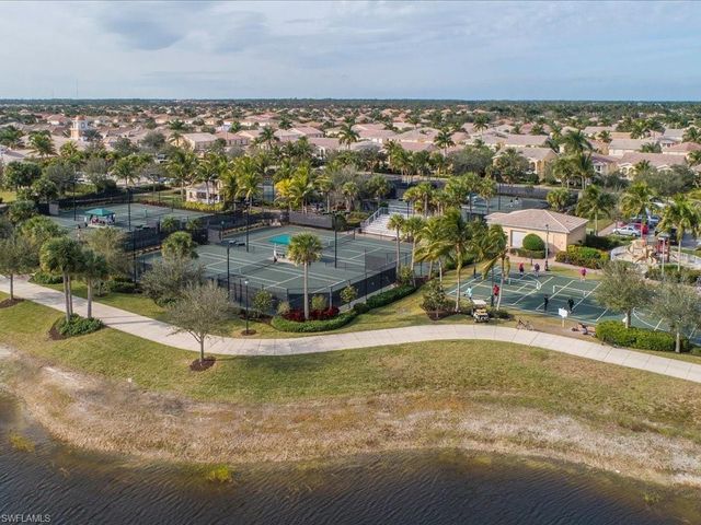 8706 Ferrara CT, Naples, FL 34114