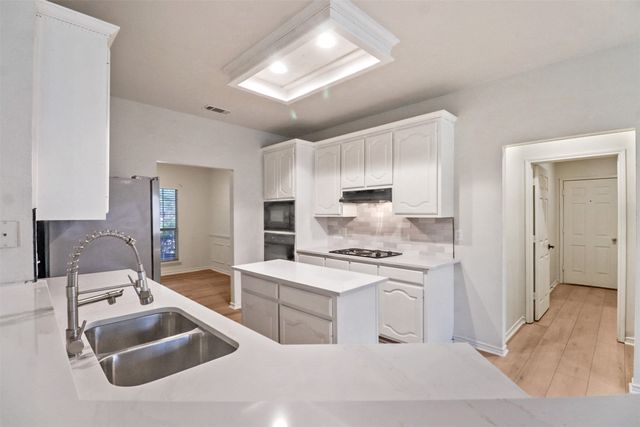 9103 Aristocrat Lane, Frisco, TX 75033