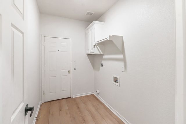 9103 Aristocrat Lane, Frisco, TX 75033