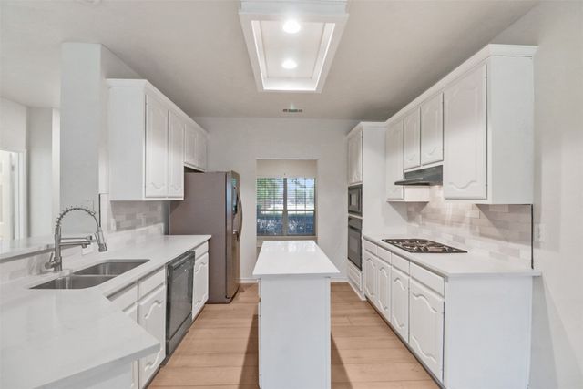 9103 Aristocrat Lane, Frisco, TX 75033