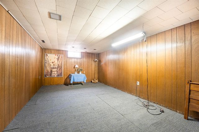 5703 N Sprinkle Road, Kalamazoo, MI 49004