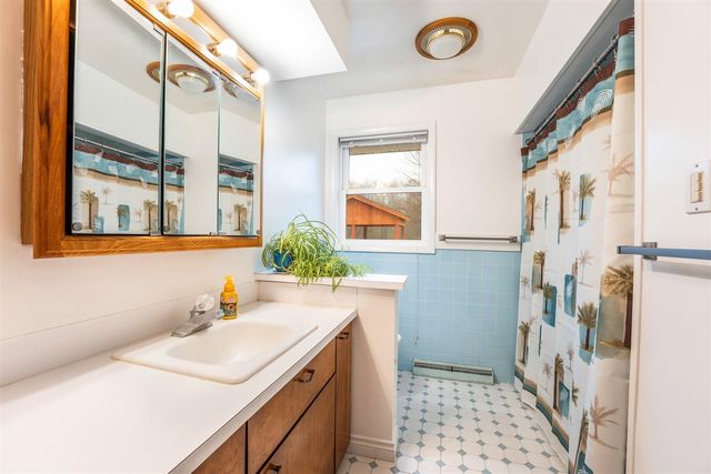 5703 N Sprinkle Road, Kalamazoo, MI 49004