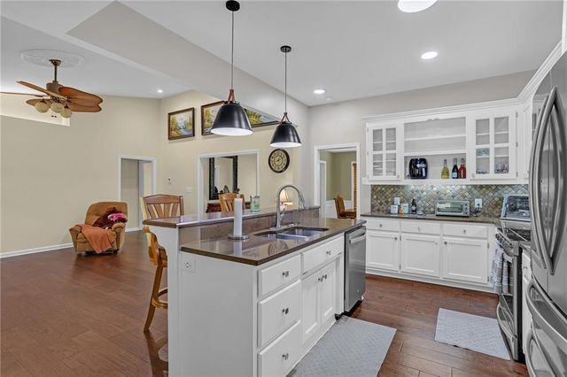 2660 Sandy Creek Circle, Loganville, GA 30052