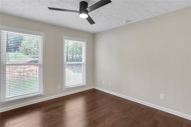 2660 Sandy Creek Circle, Loganville, GA 30052