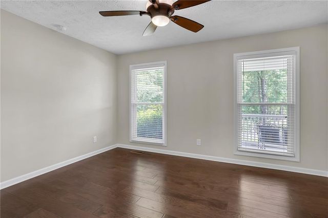 2660 Sandy Creek Circle, Loganville, GA 30052
