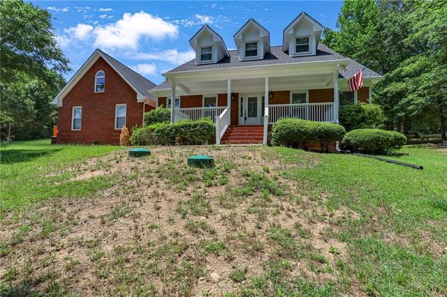 2660 Sandy Creek Circle, Loganville, GA 30052