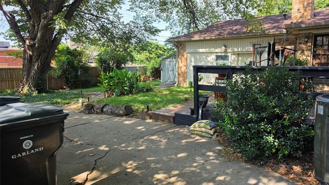 1210 Vicksburg Drive, Garland, TX 75041