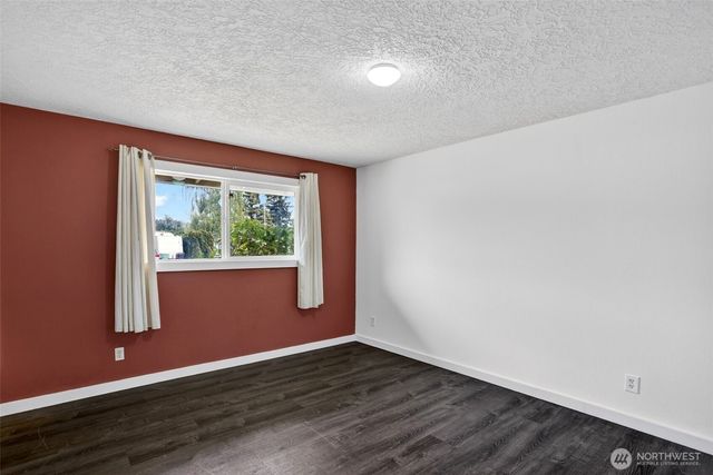 3815 Cherrywood Street, Longview, WA 98632