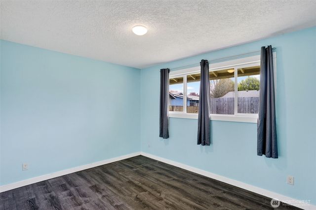 3815 Cherrywood Street, Longview, WA 98632