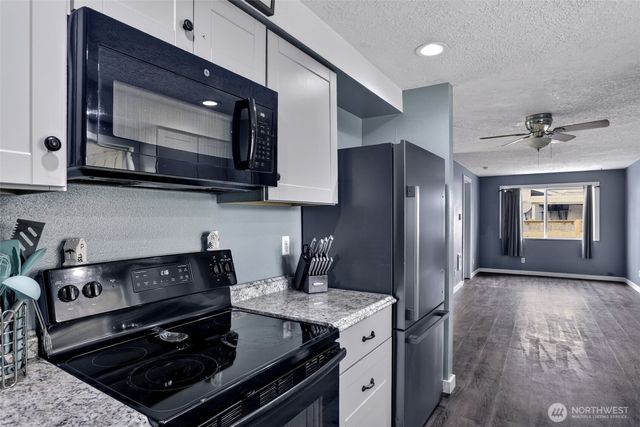 3815 Cherrywood Street, Longview, WA 98632