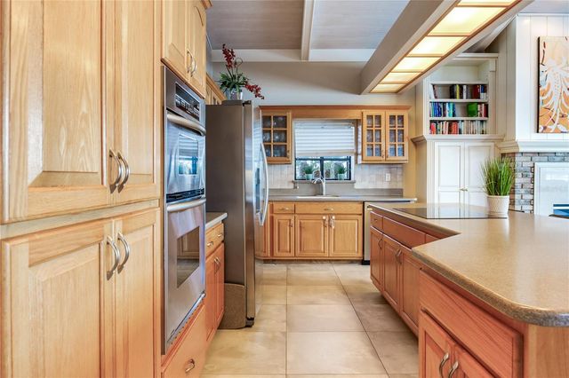 330 173RD AVENUE E, North Redington Beach, FL 33708