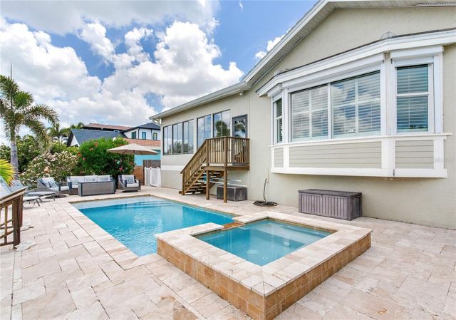 330 173RD AVENUE E, North Redington Beach, FL 33708