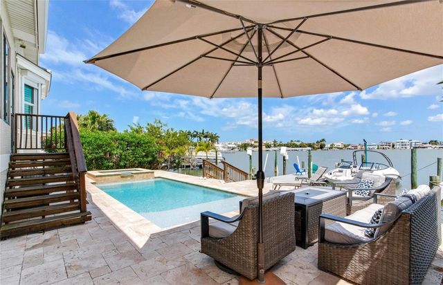 330 173RD AVENUE E, North Redington Beach, FL 33708
