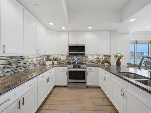706 BAYWAY BOULEVARD 501, Clearwater, FL 33767