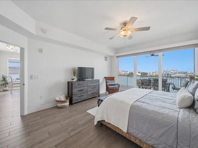 706 BAYWAY BOULEVARD 501, Clearwater, FL 33767