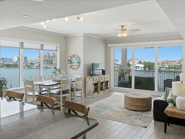 706 BAYWAY BOULEVARD 501, Clearwater, FL 33767