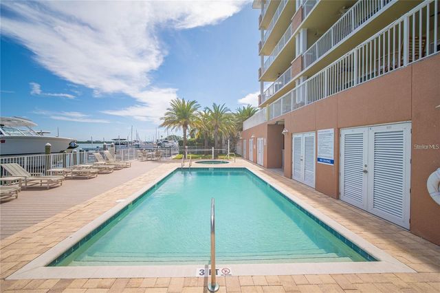 706 BAYWAY BOULEVARD 501, Clearwater, FL 33767