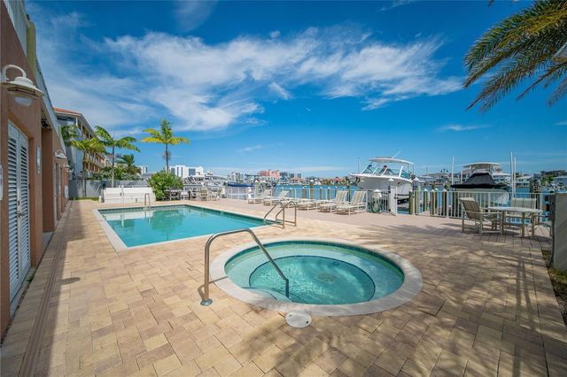 706 BAYWAY BOULEVARD 501, Clearwater, FL 33767