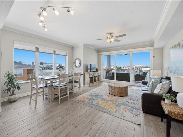 706 BAYWAY BOULEVARD 501, Clearwater, FL 33767