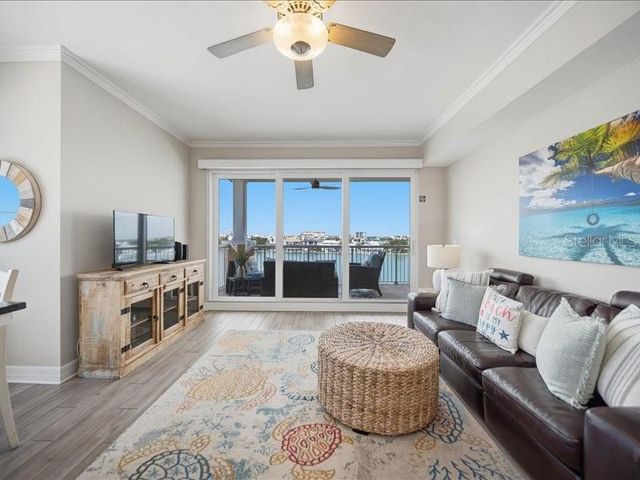 706 BAYWAY BOULEVARD 501, Clearwater, FL 33767