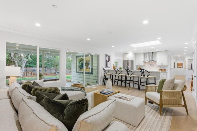 670 La Mesa Drive, Portola Valley, CA 94028