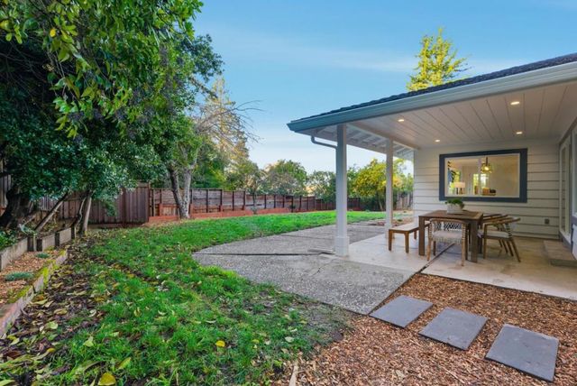 670 La Mesa Drive, Portola Valley, CA 94028
