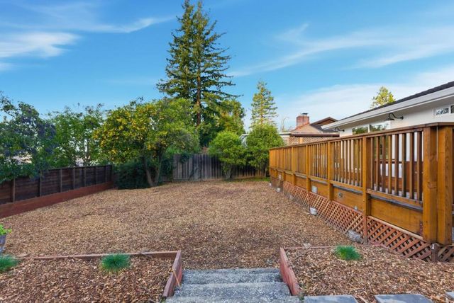 670 La Mesa Drive, Portola Valley, CA 94028