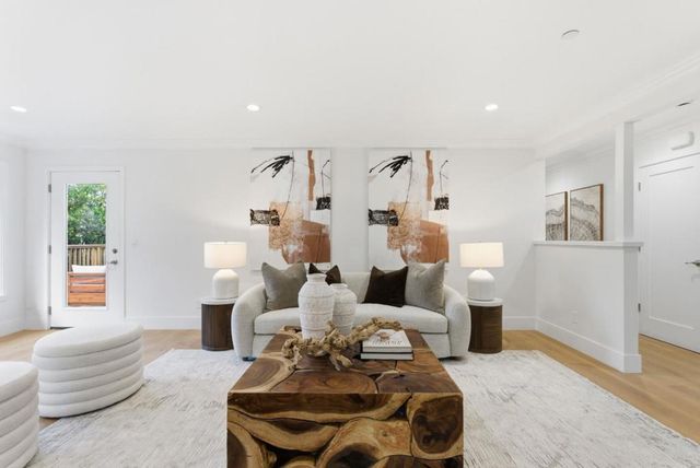 670 La Mesa Drive, Portola Valley, CA 94028