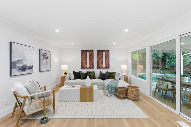 670 La Mesa Drive, Portola Valley, CA 94028