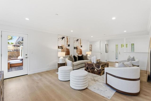 670 La Mesa Drive, Portola Valley, CA 94028