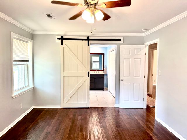 216 Runnymede Lane, Summerville, SC 29485
