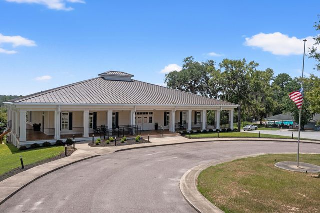 216 Runnymede Lane, Summerville, SC 29485