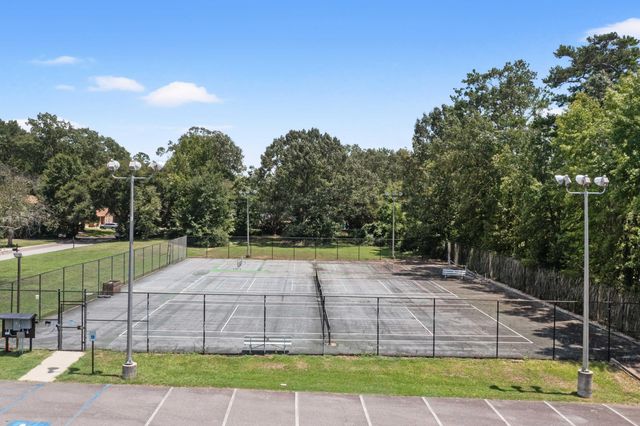 216 Runnymede Lane, Summerville, SC 29485