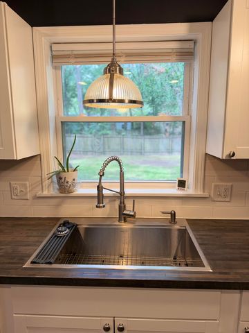216 Runnymede Lane, Summerville, SC 29485
