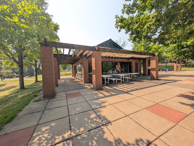 6821 Upton Avenue S, Richfield, MN 55423