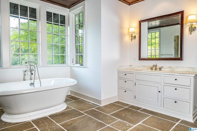 207 SAUNDERS BRIDGE CIRCLE, Sterrett, AL 35147