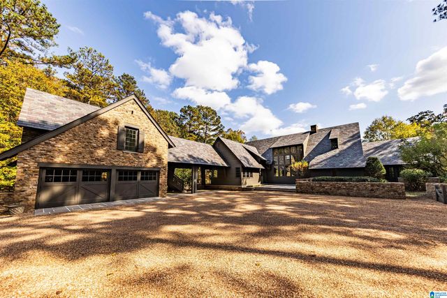 207 SAUNDERS BRIDGE CIRCLE, Sterrett, AL 35147