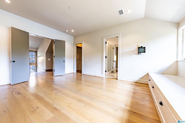 207 SAUNDERS BRIDGE CIRCLE, Sterrett, AL 35147