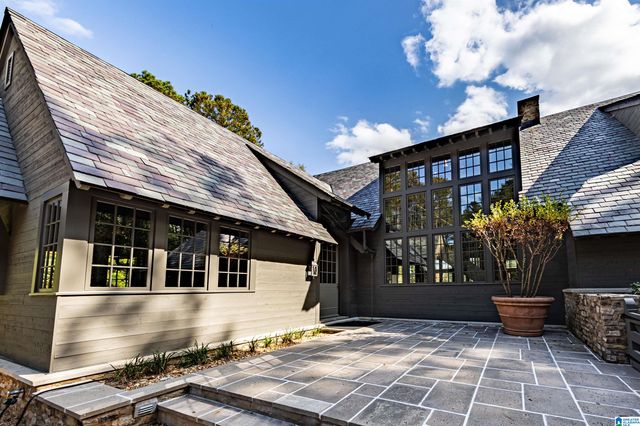 207 SAUNDERS BRIDGE CIRCLE, Sterrett, AL 35147