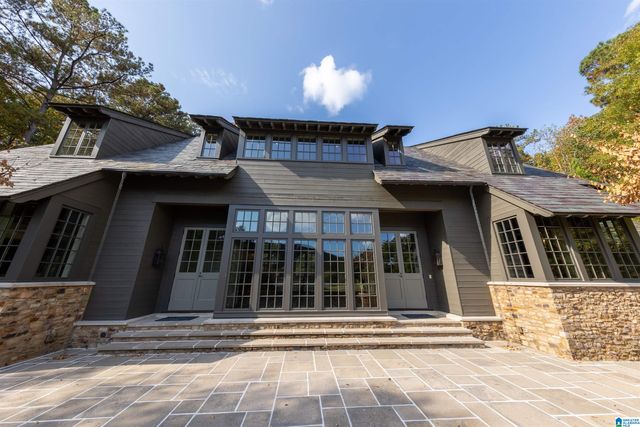207 SAUNDERS BRIDGE CIRCLE, Sterrett, AL 35147