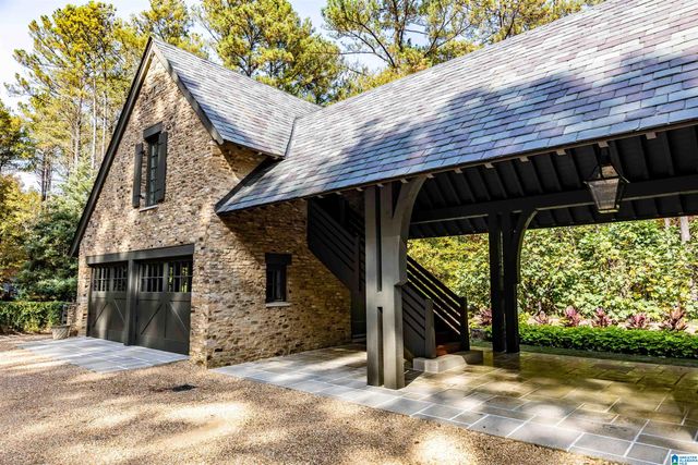 207 SAUNDERS BRIDGE CIRCLE, Sterrett, AL 35147