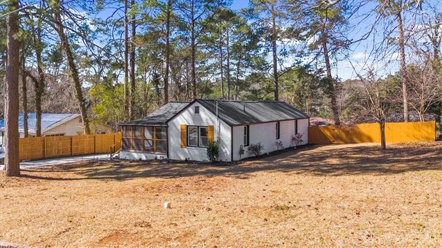 2149 Stockbridge SE Drive, Atlanta, GA 30316