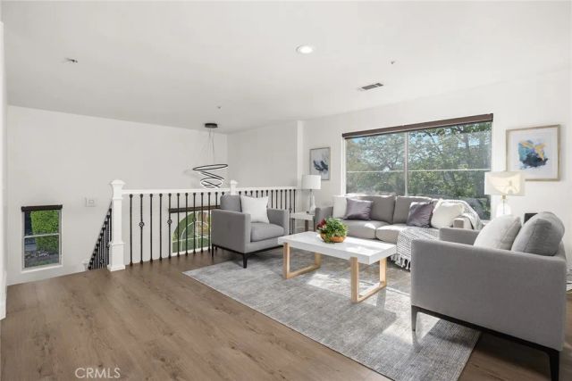 590 S 3rd, Arcadia, CA 91006