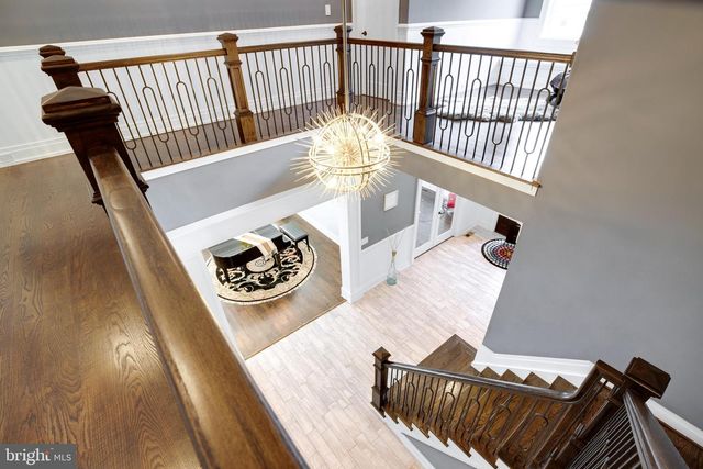 510 WALKER ST SW, Vienna, VA 22180