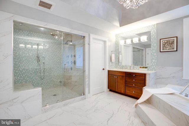 510 WALKER ST SW, Vienna, VA 22180