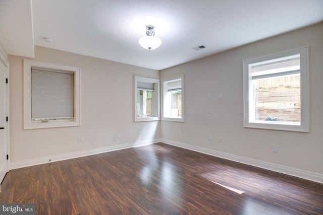 510 WALKER ST SW, Vienna, VA 22180